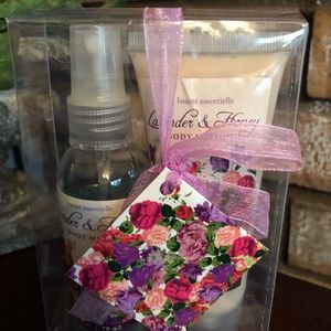 NWT Lavender and Honey Body Care Set